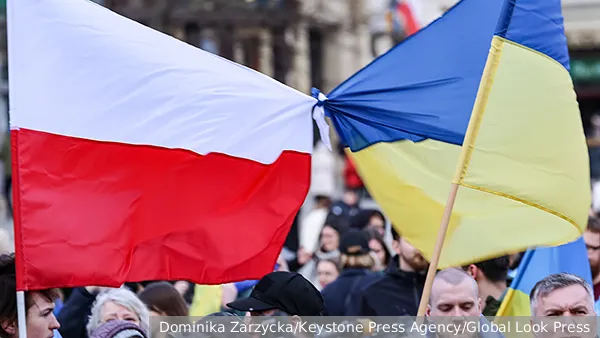 Польша временно ограничила право на убежище