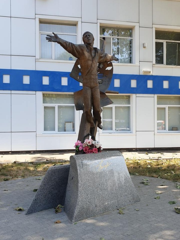 В Одессе под покровом ночи снесли памятник Высоцкому