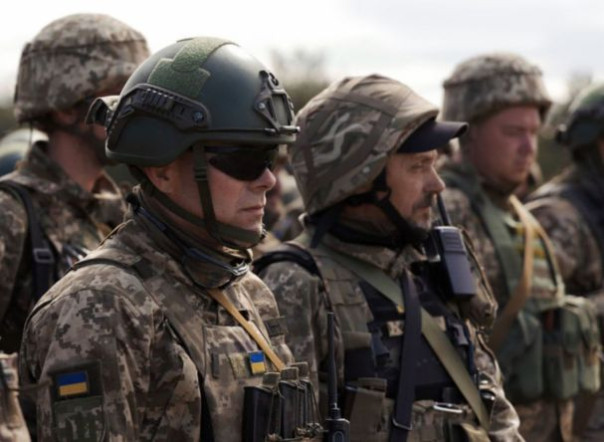 Целая рота украинских тероборонщиков дезертировали на Купянском направлении.