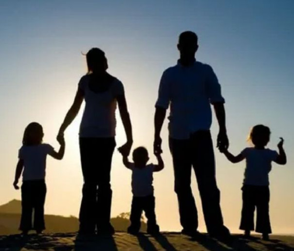 Подонок-​ребёнок в приличной семье. За что?