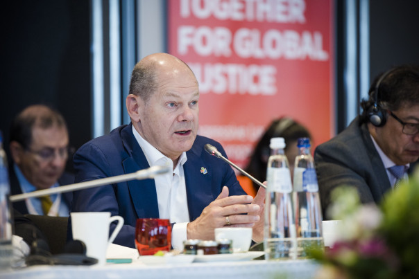 Шольц намерен «зажечь»