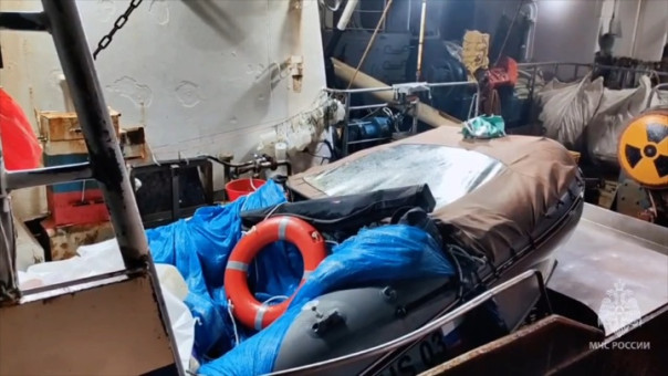 Михаилу Пичугину, выжившему в Охотском море, грозит 7 лет за гибель родных