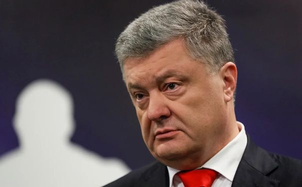 СНБО ввел санкции против Порошенко* — украинские СМИ сообщают о возможном обвинении в госизмене