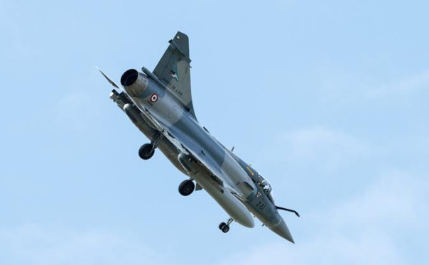 Зеленский выцыганил у Макрона 6 «Миражей», их хватит только на то, чтобы опозорить французскую легенду