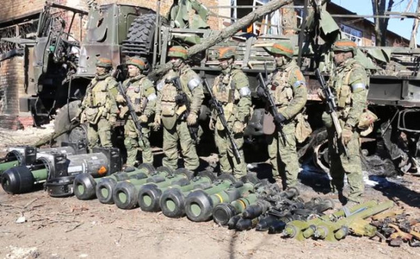 Шок-арифметика НАТО: «Русские теперь оснащены „Джавелинами“ лучше, чем британцы»