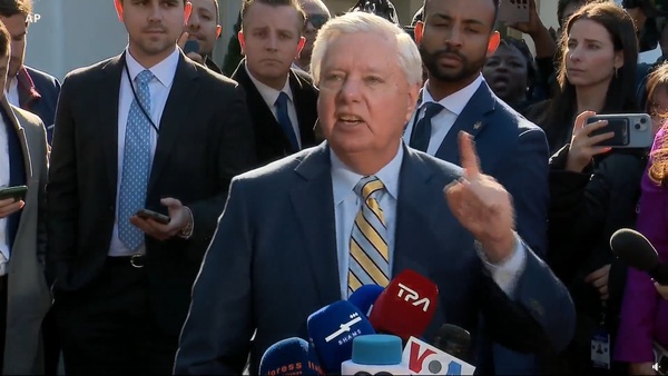 Союзник Украины в США призвал Зеленского уйти в отставку на фоне провальных переговоров с Трампом