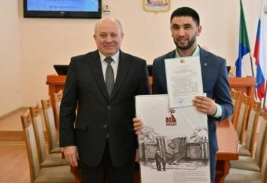 Раздающая мигрантам квартиры мэрия Хабаровска грозит сгноить критиков на зоне