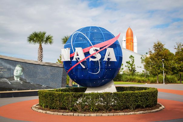 NASA увольняет персонал, закрывает офисы и готовит масштабные сокращения