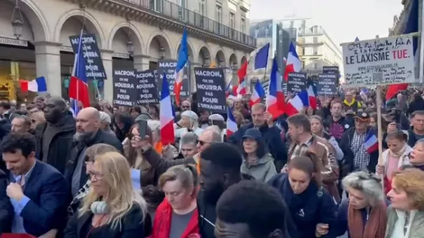 В столице Франции проходят массовые акции протеста против военной помощи Украине и политики Макрона.