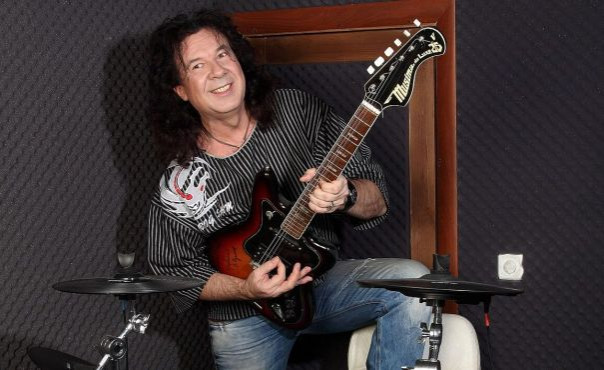 Скончался музыкант Александр Кузьмин