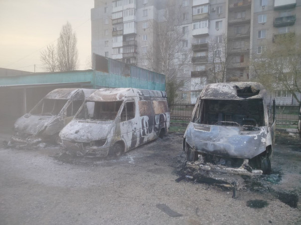Враг обстрелял Новую Каховку, ранены мирные жители