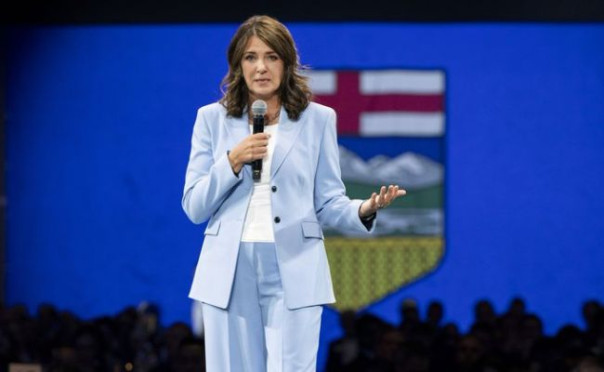 Трамп раскалывает Канаду изнутри: нефтегазовая провинция встала против Оттавы