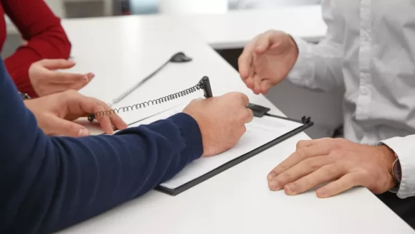 Раскрыт неожиданный способ навешивания кредитов на россиян