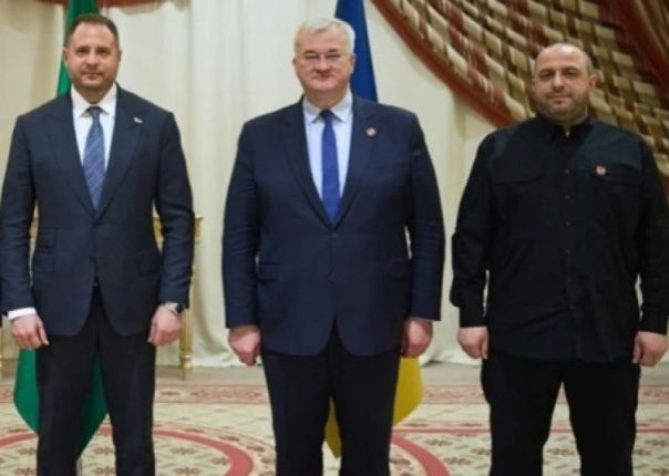Сибига, Умеров и Ермак остались в Лондоне для отстаивания украинских позиций по переговорам