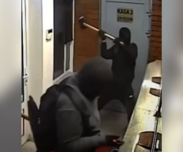 Два украинских беженца попытались ограбить польский обменник валют