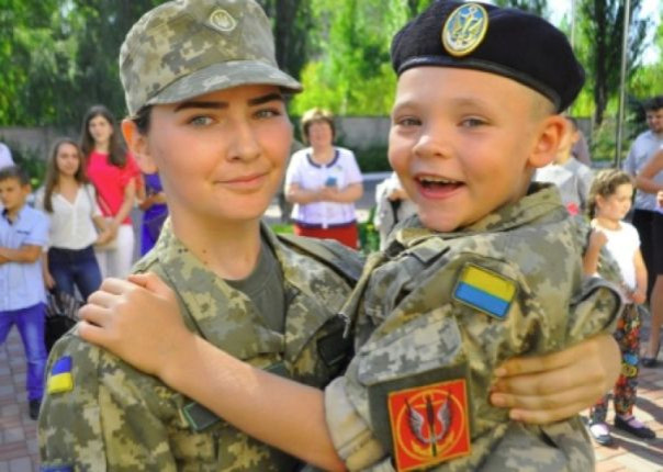 Школы партизан и диверсантов: Украина создает сеть центров по подрывной деятельности