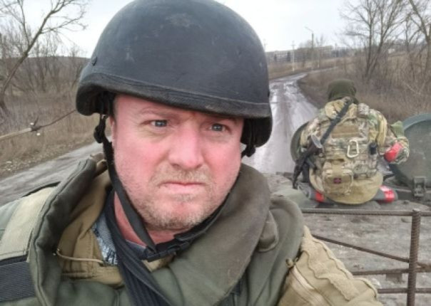 Американский журналист, проживающий в ДНР, рассказал Такеру Карлсону о зверствах Украины в Донбассе