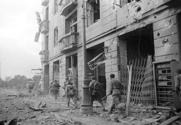 "Поквитались за 1941-й". Как советские войска добили группу армий "Центр"