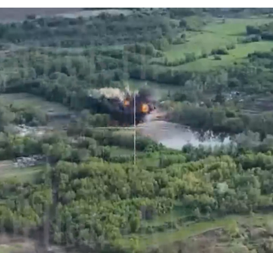 Остался лишь кратер: группа боевиков ВСУ, сорвавших перемирие, была уничтожена фугасной авиабомбой