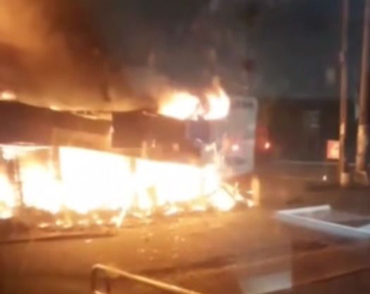 Беспилотник ВСУ нанес удар по центральному рынку в Токмаке Запорожской области