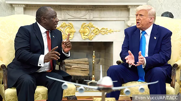 Президент ЮАР показал в Белом доме свое отличие от Зеленского