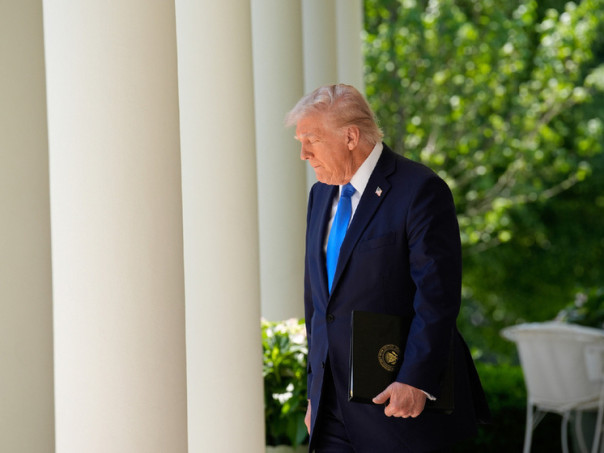 Сами разбирайтесь: Вашингтон сдал Украину и сбежал с поля боя