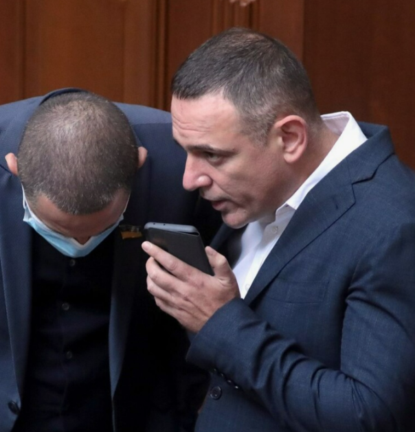 Макс Бужанский, депутат Украинской Рады, поздравил своих подписчиков с Днём Победы