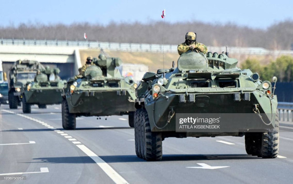 «Ты, Маугли, кого угодно достанешь!»: о требовании Орбана к НАТО защитить Венгрию от Украины. Юлия Витязева