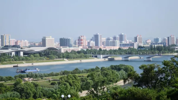 В КНДР произошла серьезная авария при спуске эсминца