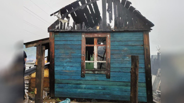 В Байкальске подросток зарезал четырех друзей и погиб при пожаре