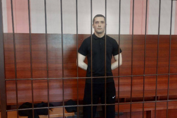 В ДНР очно приговорили к тюрьме азовца за обстрел супружеской пары | Жителя ДНР осудили на 13 лет за госизмену