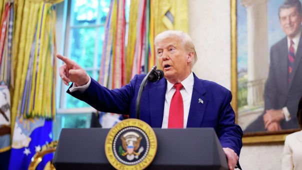 Трамп поддержал передачу Минюстом США Конгрессу материалов по делу Эпштейна