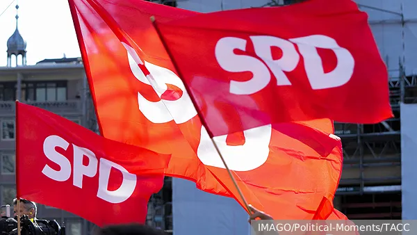 В партии Шольца вспомнили о возможности разговора с Россией