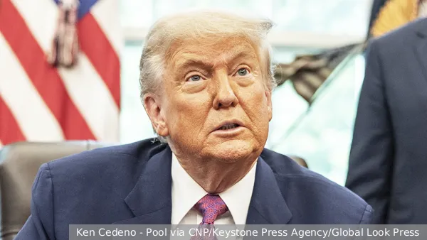 Почему Трамп предал «миротворцев» ради «ястребов»