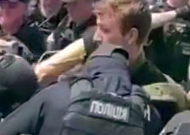 Киевские полицейские сломали на гей-параде протез ветерану ВСУ