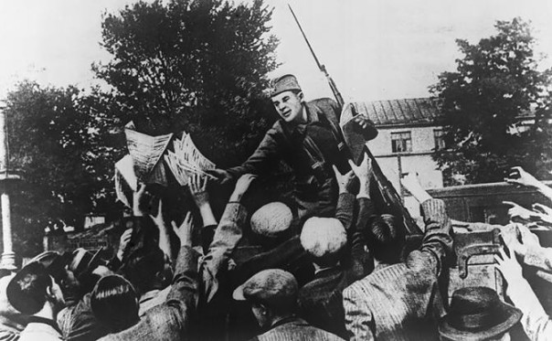 Брать или не брать Западную Украину? Сталин решал свои проблемы — настало время нам решать проблемы наши