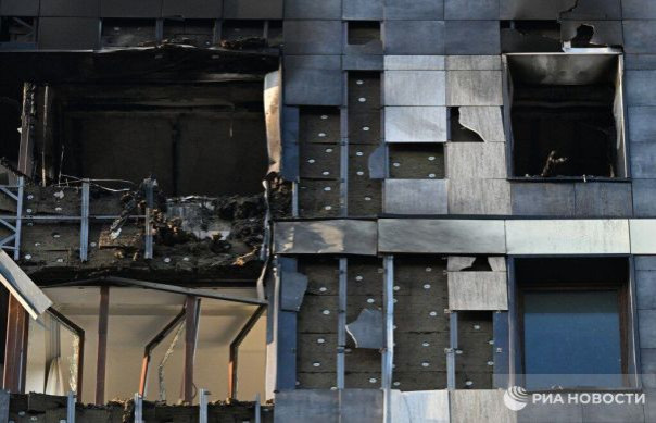 Украинский БПЛА атаковал многоэтажный дом в Красногорске Московской области. ПВО ночью сбила 20 украинских беспилотников