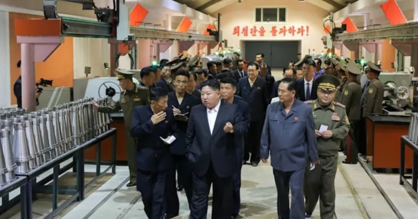 Огромный военный завод для нужд России.