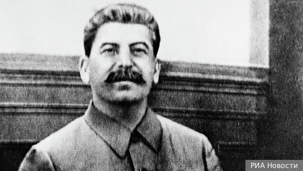 Доклад Хрущева о Сталине нанес огромный вред