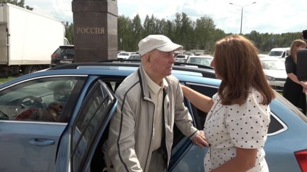 Латвия выдворила из страны 98-летнего ветерана Великой Отечественной войны за отказ осудить СВО и назвать Крым украинским