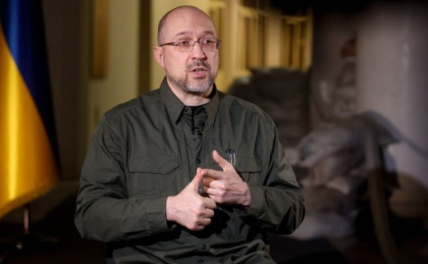 Забыли про гриф секретности: Власти Украины готовят переезд на западенщину