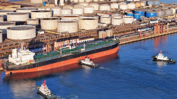 Китай ответил на угрозы США ввести санкции за покупку российской нефти