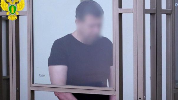 Жителя Севастополя осудили на 14 лет за передачу данных СБУ | Жительница Запорожской области получила 18 лет за подготовку теракта