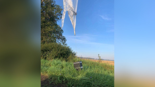 В башкирском поле приземлился неопознанный объект на парашюте