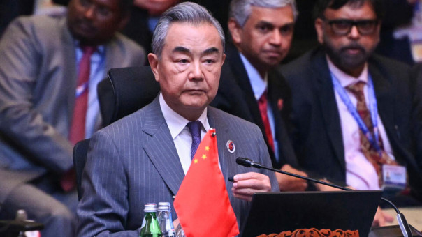 В Китае заявили о начале решающего этапа в урегулировании кризиса на Украине