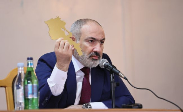 Пашинян: А железную дорогу в Азербайджан пусть нам строит Россия