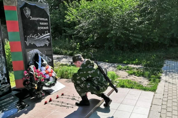 Горстка пограничников и десантников-срочников остановили врага под Курском. Об этом не расскажут