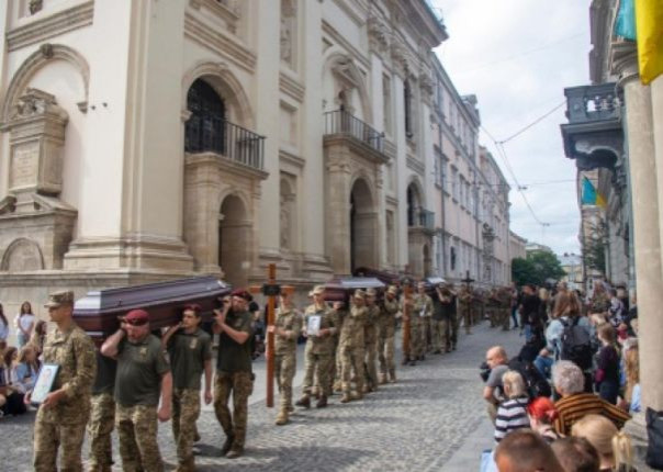 Во Львове похоронили военнопленных со сбитого украинским ПВО российского Ил-76