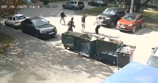 В Электростали инородцы устроили уличный бой со стрельбой