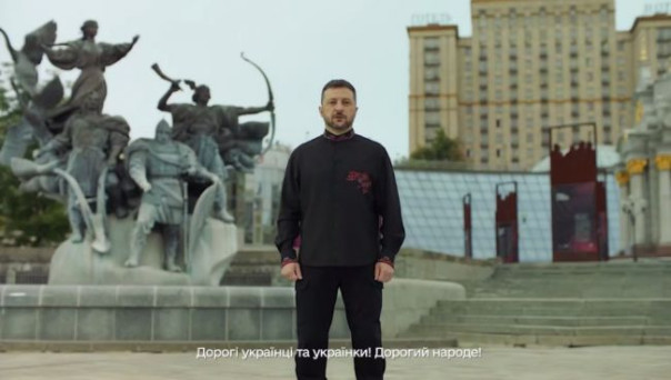 Вызов Трампу провалился: Появление Зеленского в «погребальной» вышиванке символично